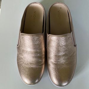 EUC Vionic Champagne Gold Slip-ons